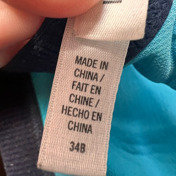 Victoria secret blue SPORTS BRA in 34 B like new - Picture 3 of 4